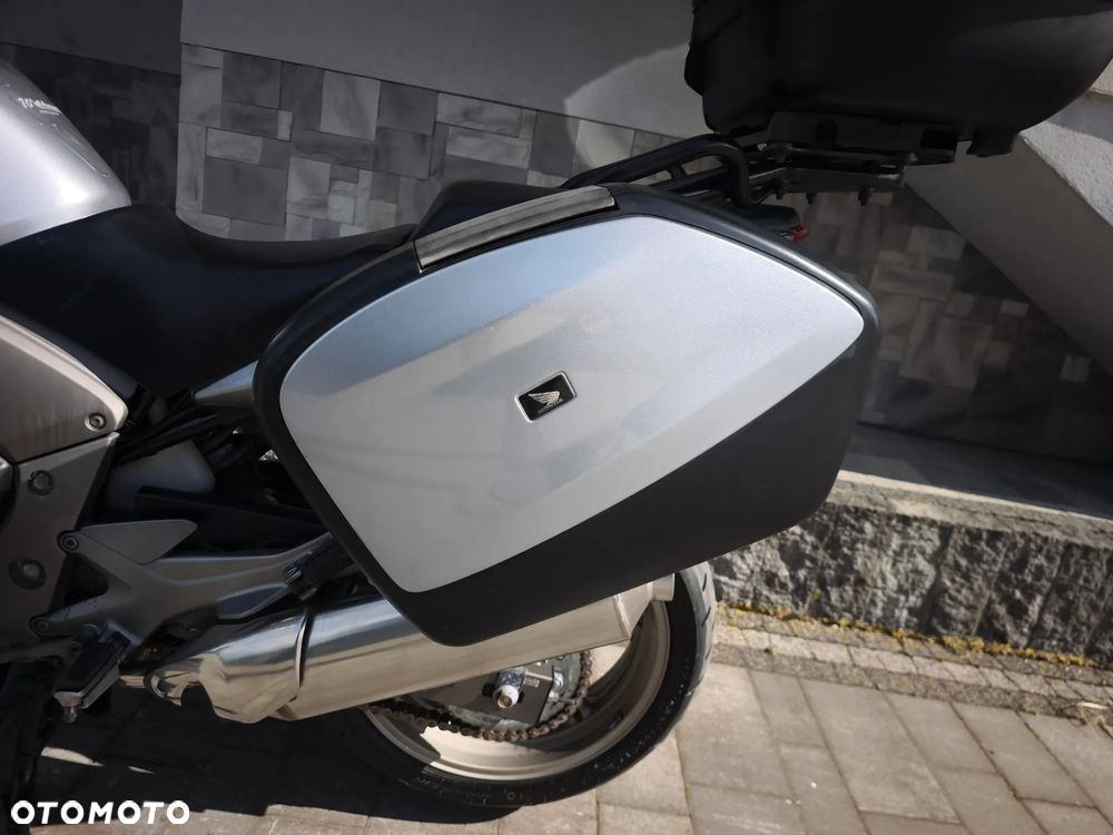 Honda CBF - 15