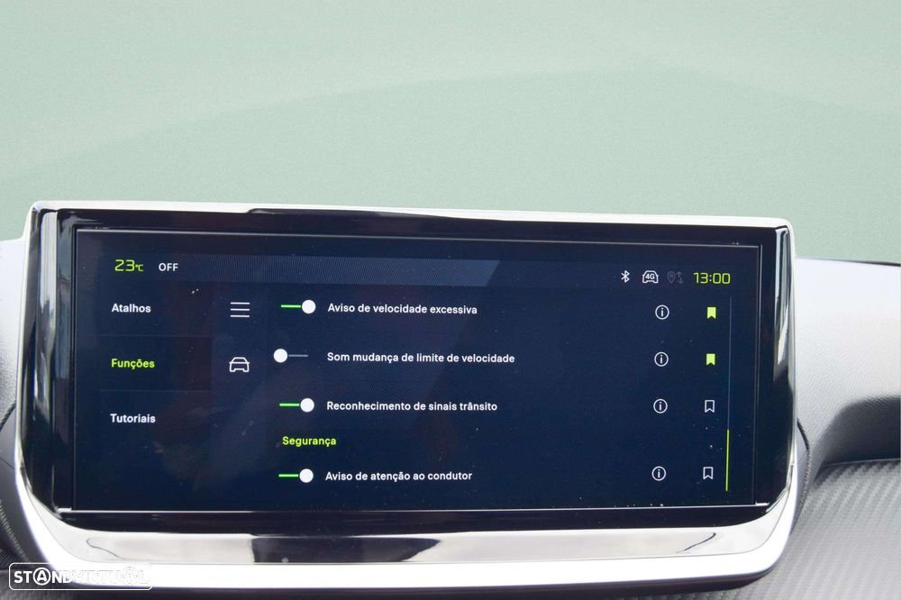 Peugeot 2008 1.2 Hybrid Allure e-DCS6 - 12