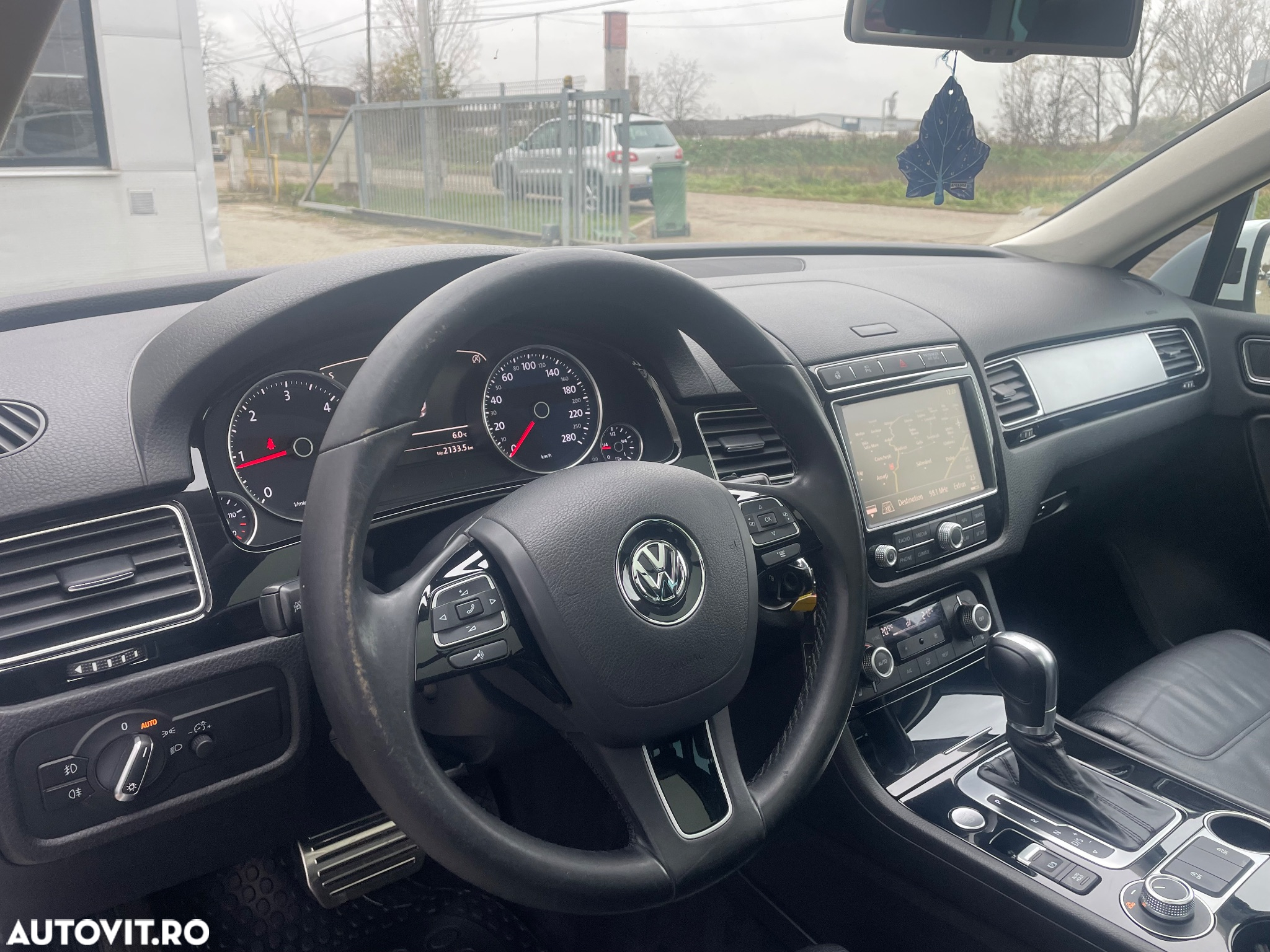 Volkswagen Touareg V6 TDI BMT Supreme Plus - 17