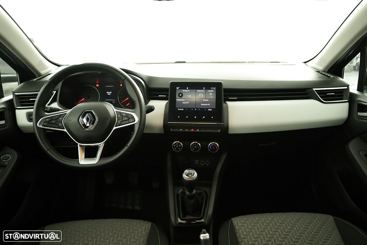 Renault Clio - 8