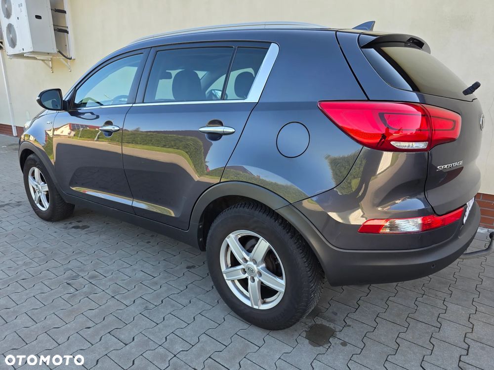Kia Sportage 2.0 CRDI 4WD Automatik Dream-Team Edition - 6
