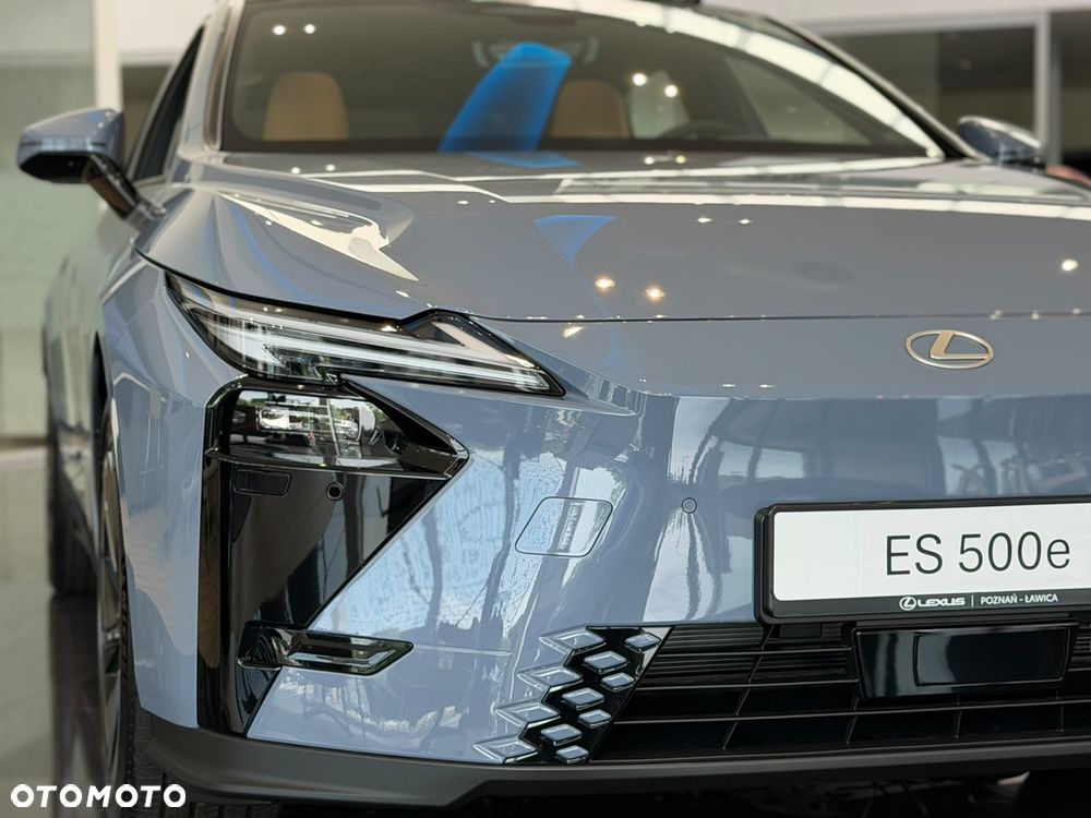 Lexus ES 500e Prestige AWD - 9