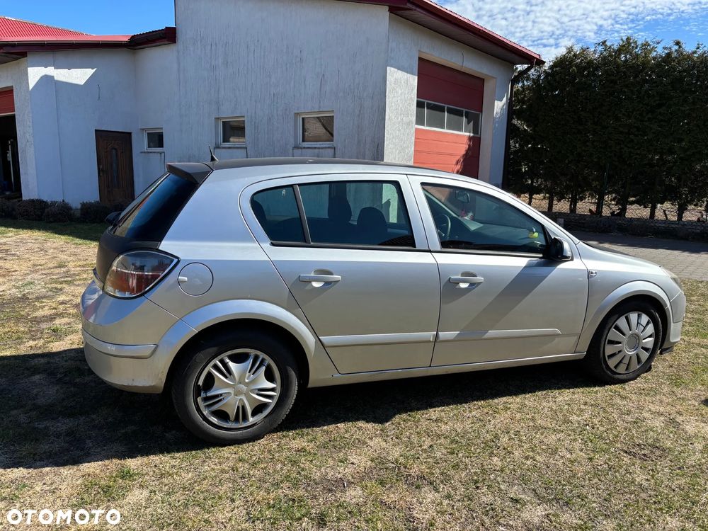 Opel Astra 1.6 Start - 4