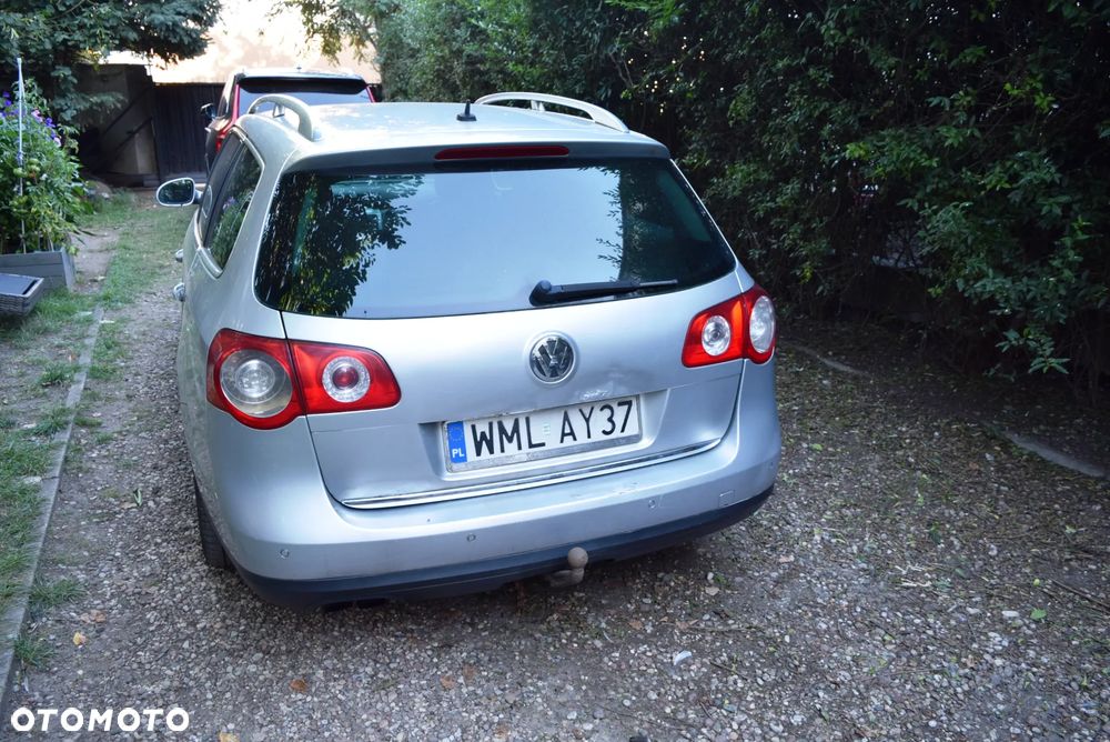 Volkswagen Passat 2.0 TDI DSG Highline - 5