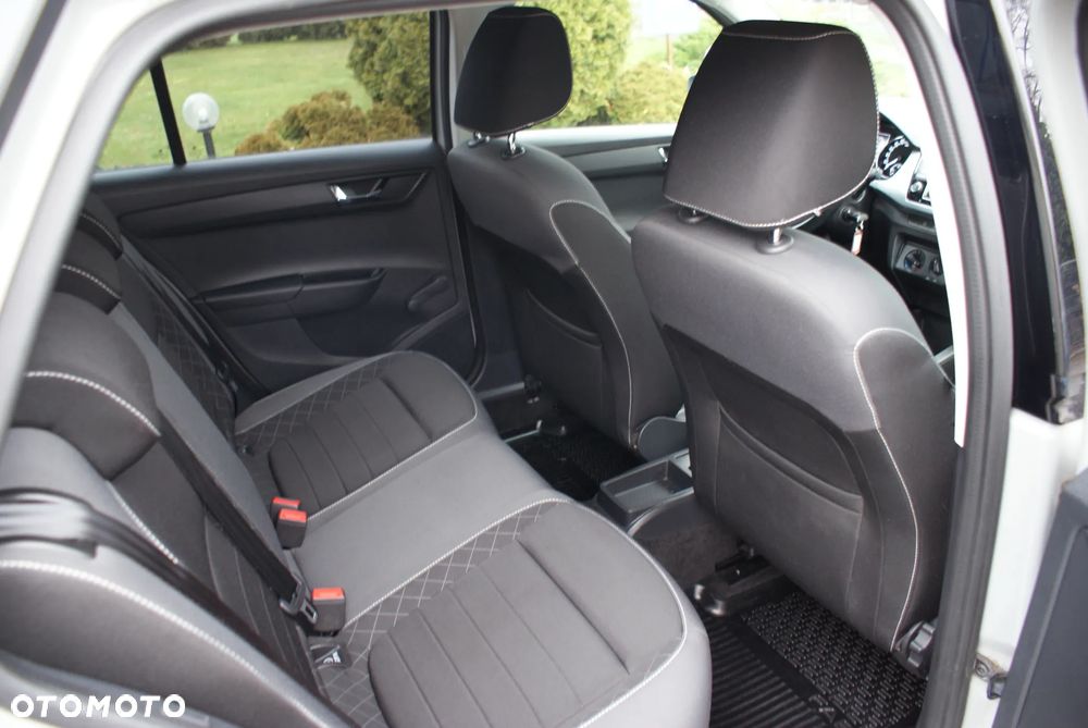 Skoda Fabia 1.0 TSI Style Color - 14