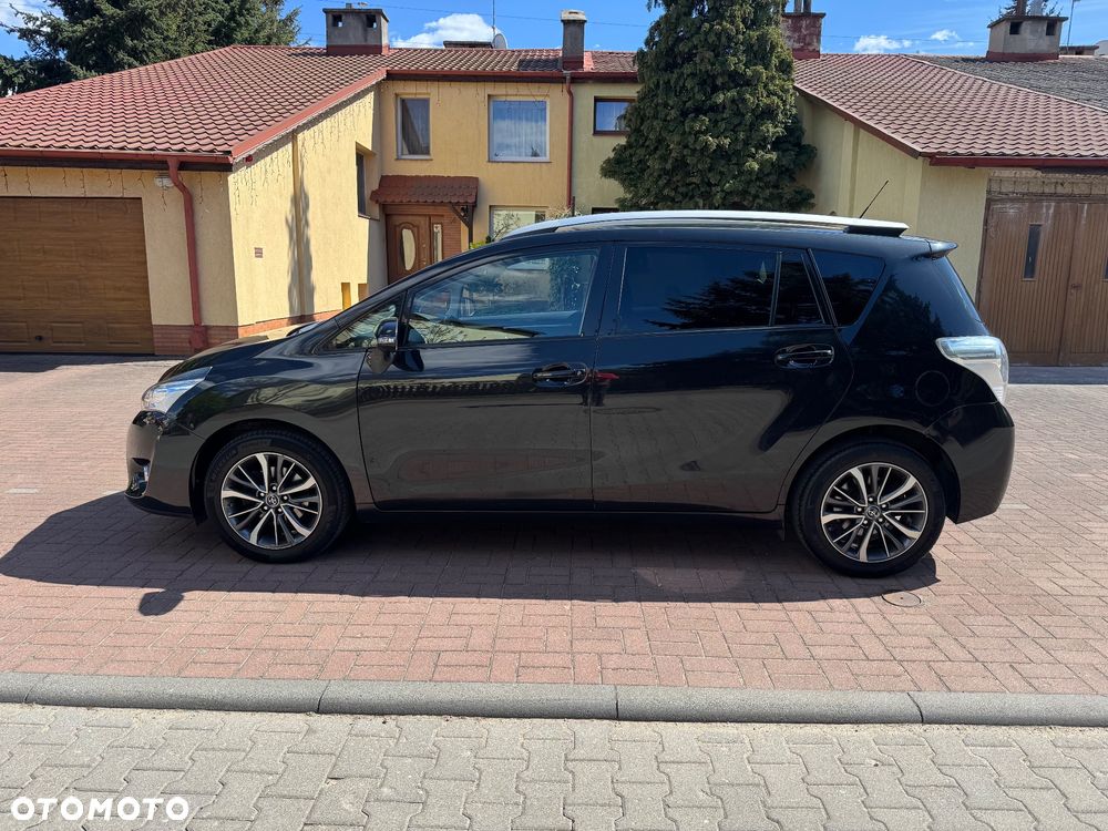 Toyota Verso - 8