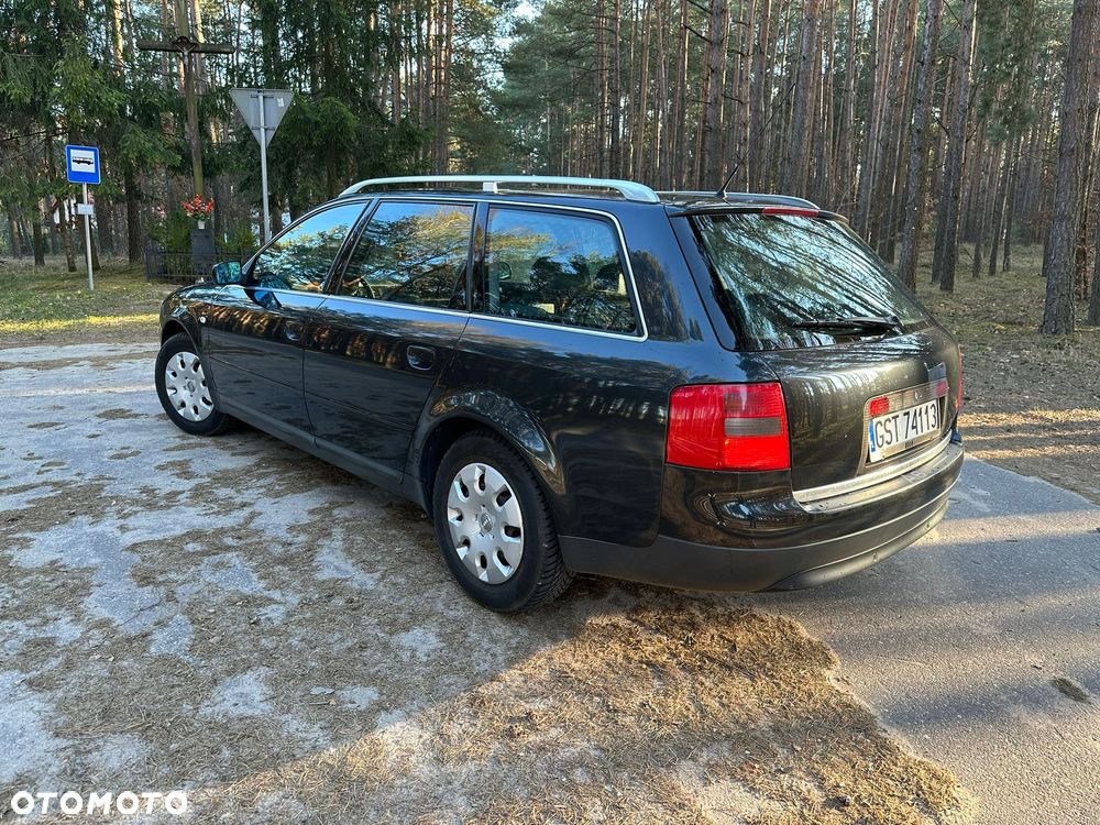 Audi A6 Avant 2.4 - 4