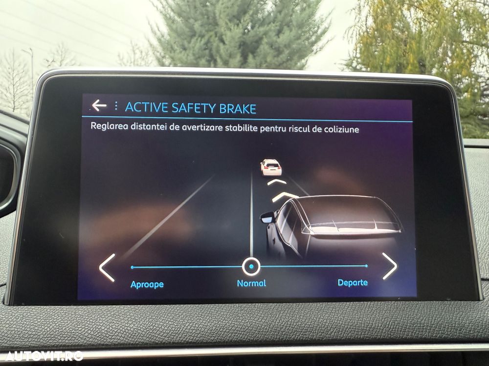 Peugeot 3008 PureTech 130 Stop & Start GPF EAT8 GT - 7