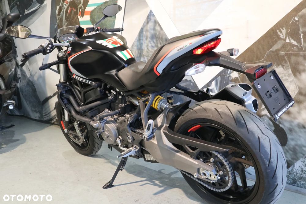Ducati Monster - 8