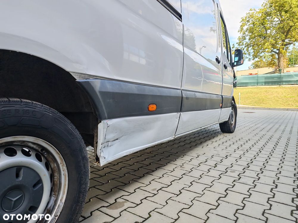 Mercedes-Benz Sprinter - 26