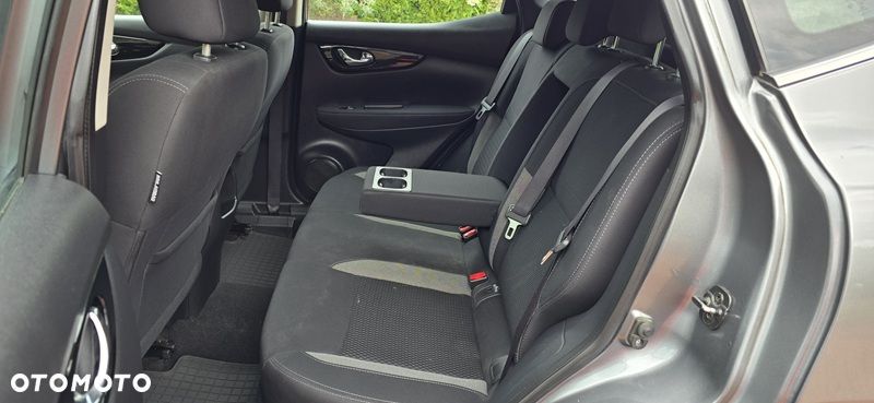 Nissan Qashqai 1.2 DIG-T Acenta EU6 - 10