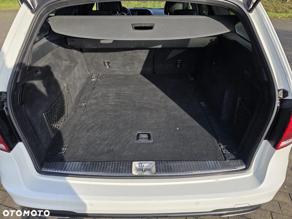 Mercedes-Benz Klasa E 350 BlueTEC 9G-TRONIC Avantgarde - 29