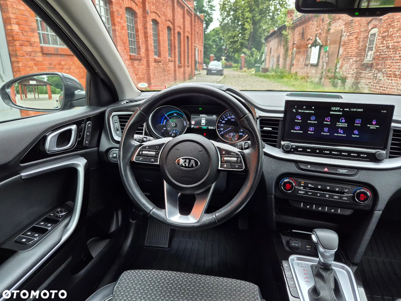 Kia Ceed - 26