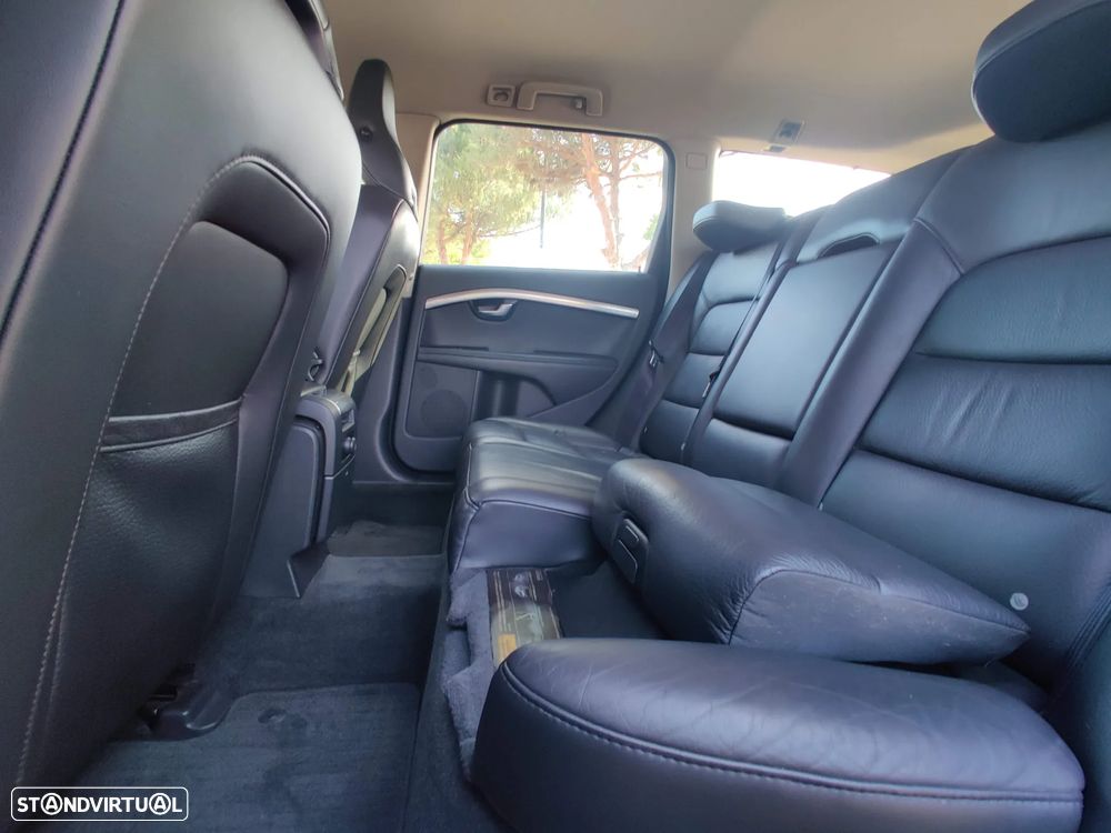 Volvo V70 2.0 D3 Momentum Start/Stop - 17