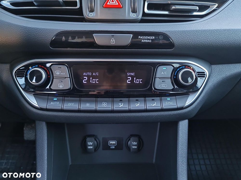 Hyundai i30 1.0 T-GDI Smart - 23