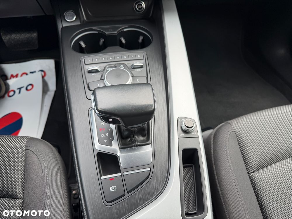 Audi A4 Avant - 30