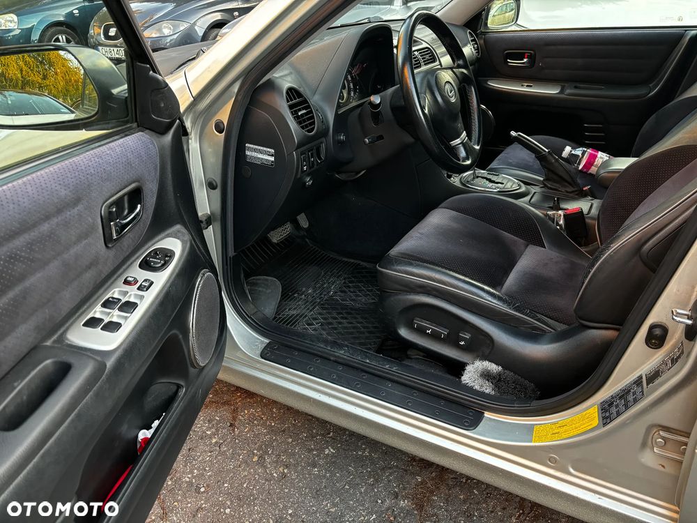 Lexus IS 200 Elegance - 7