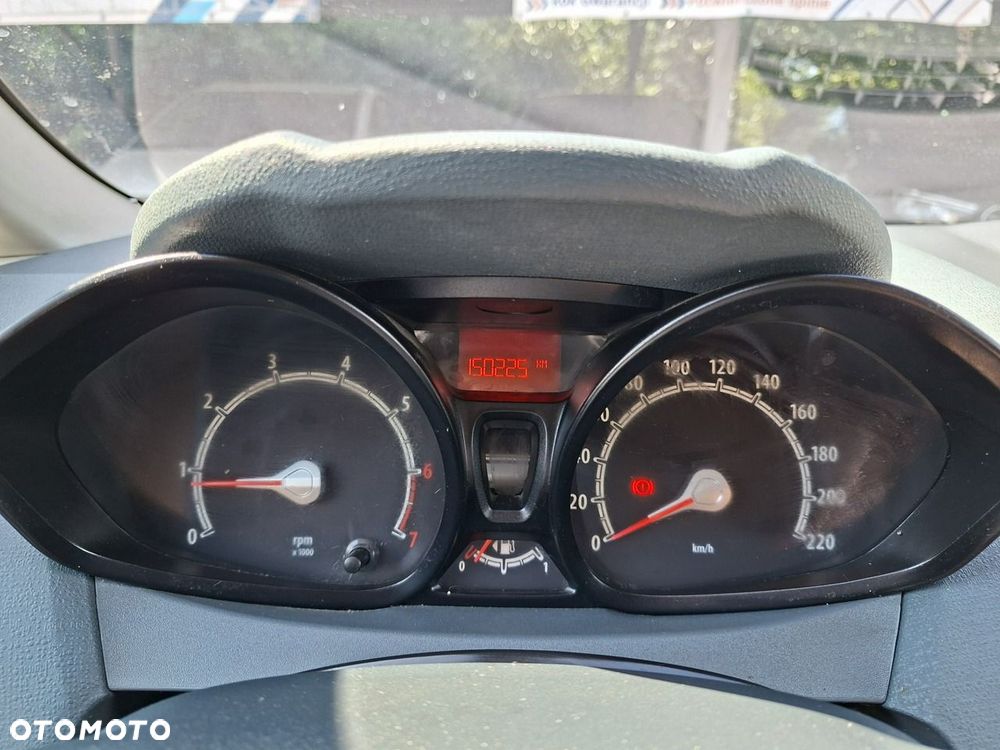 Ford Fiesta 1.25 Trend EU6 - 18