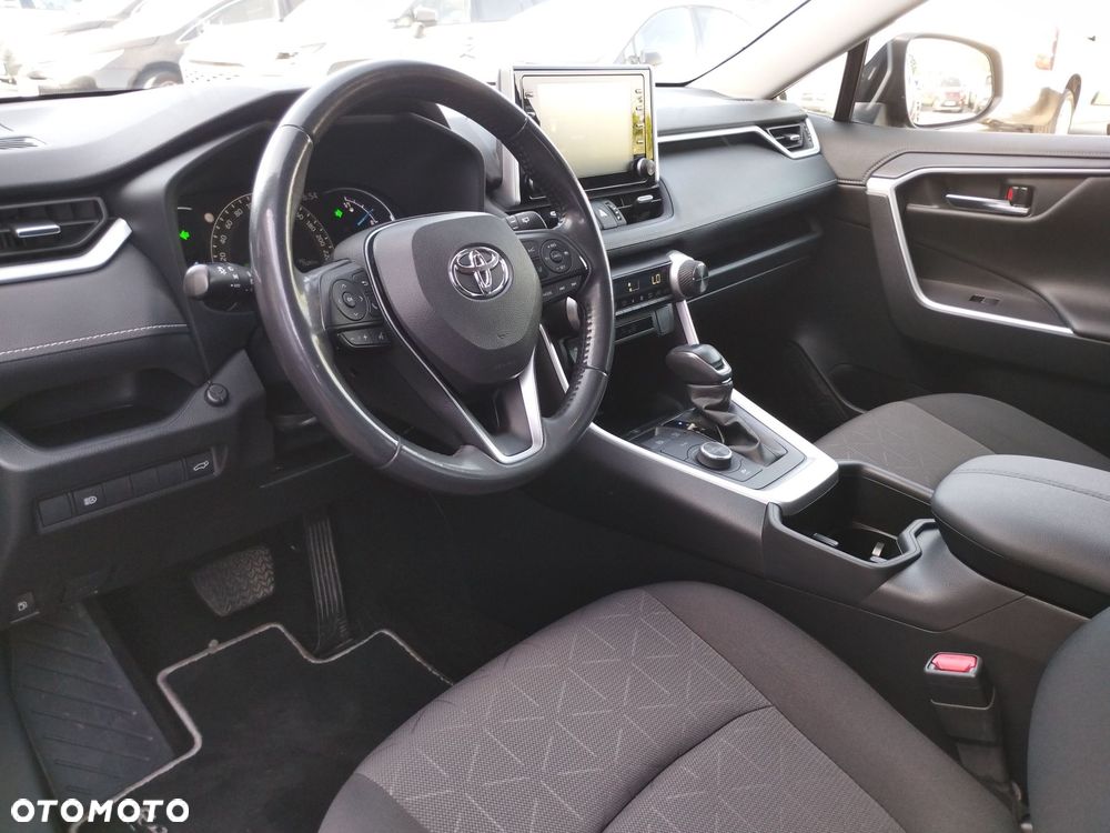 Toyota RAV4 - 12