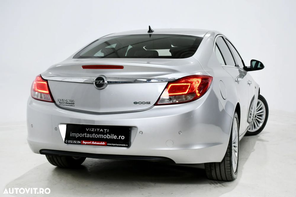 Opel Insignia 2.0 CDTI Cosmo - 11