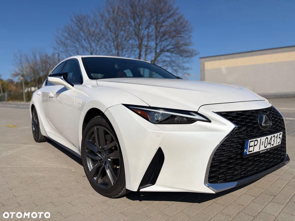 Lexus IS - 3