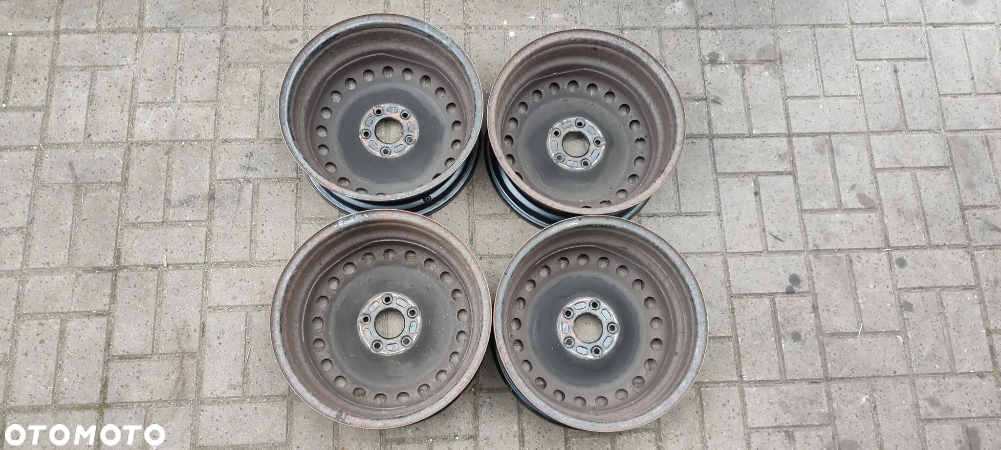 FELGI STALOWE 5x108 6.5J16 CALI ET52.5 FORD FOCUS MK2 MK3 MK4 C MAX MK1 MK2 VOLVO V50 S50 4 SZTUKI KOMPLET - 8