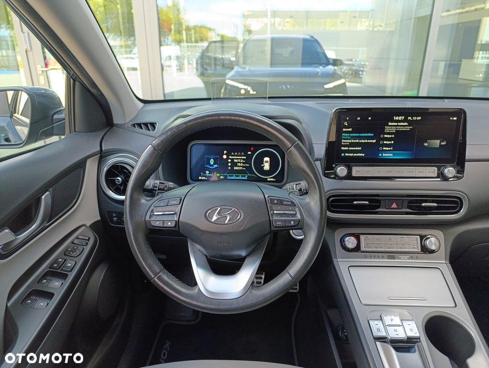 Hyundai Kona - 12