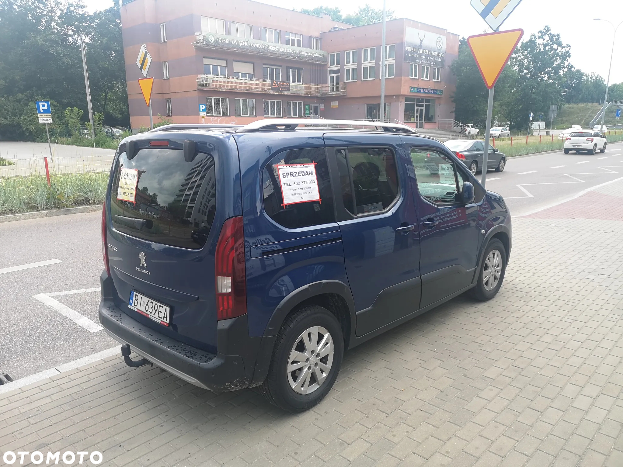 Peugeot Rifter 1.5 BlueHDI Allure S&S - 4