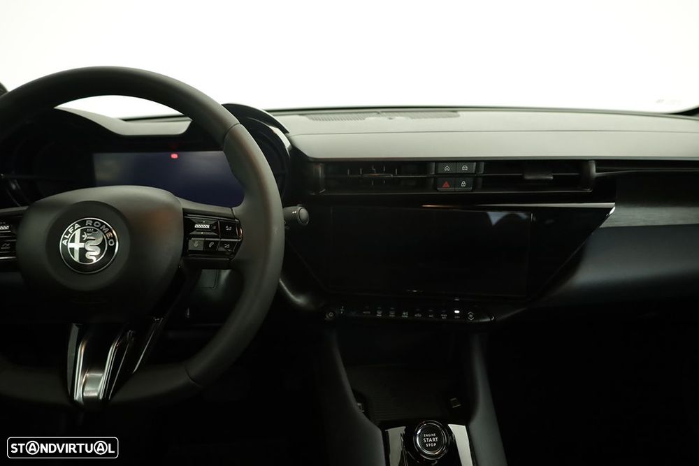 Alfa Romeo Junior Elletrica 50 kWh - 10