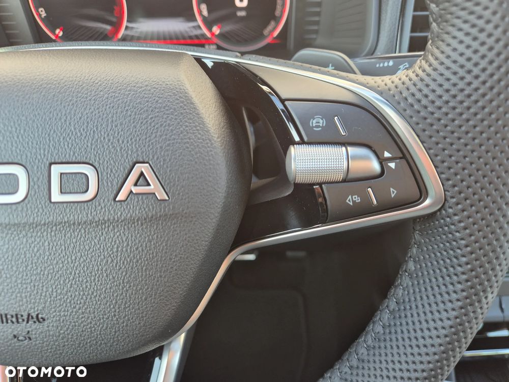 Skoda Karoq 1.5 TSI ACT Sportline DSG - 23