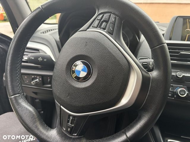 BMW Seria 1 118i Sport Line - 12