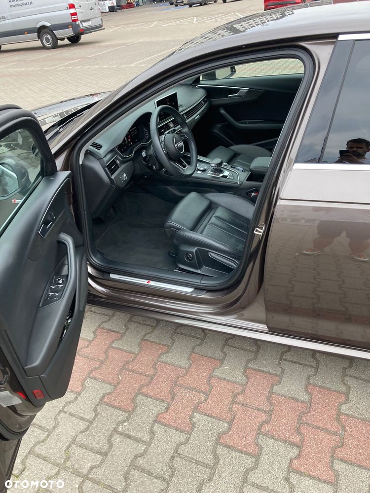 Audi A4 Limousine - 12