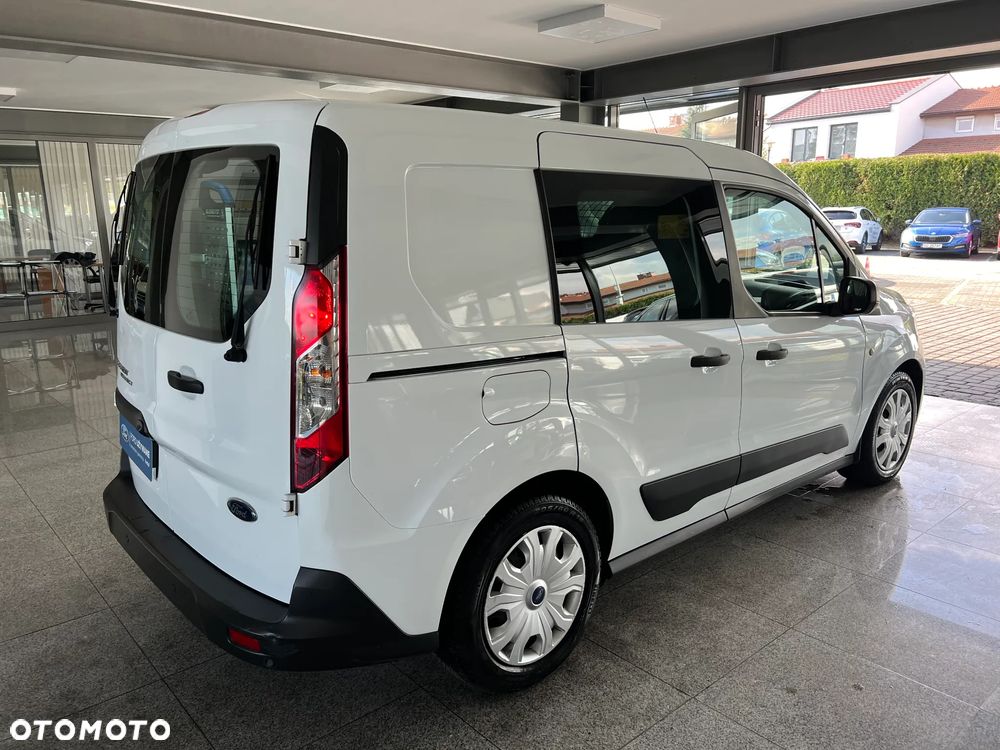 Ford transit Connect - 18