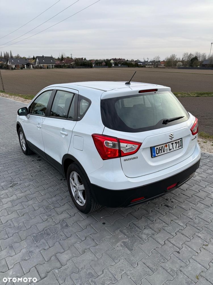 Suzuki SX4 1.5 Comfort - 13