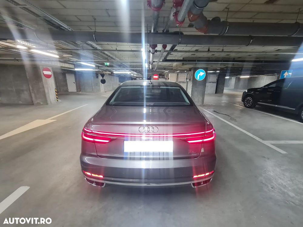 Audi A8 2018 photo 5