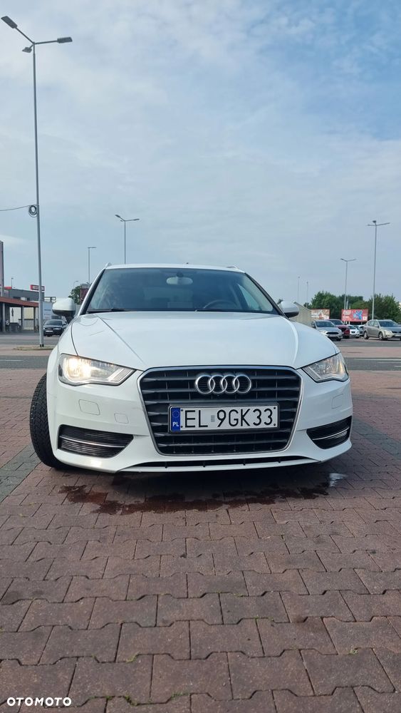 Audi A3 Sportback 1.6 TDI ultra Attraction - 8