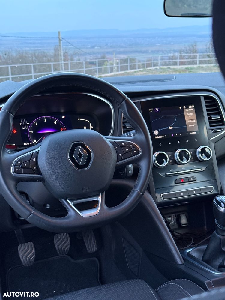 Renault Megane BLUE dCi 115 BUSINESS EDITION - 6