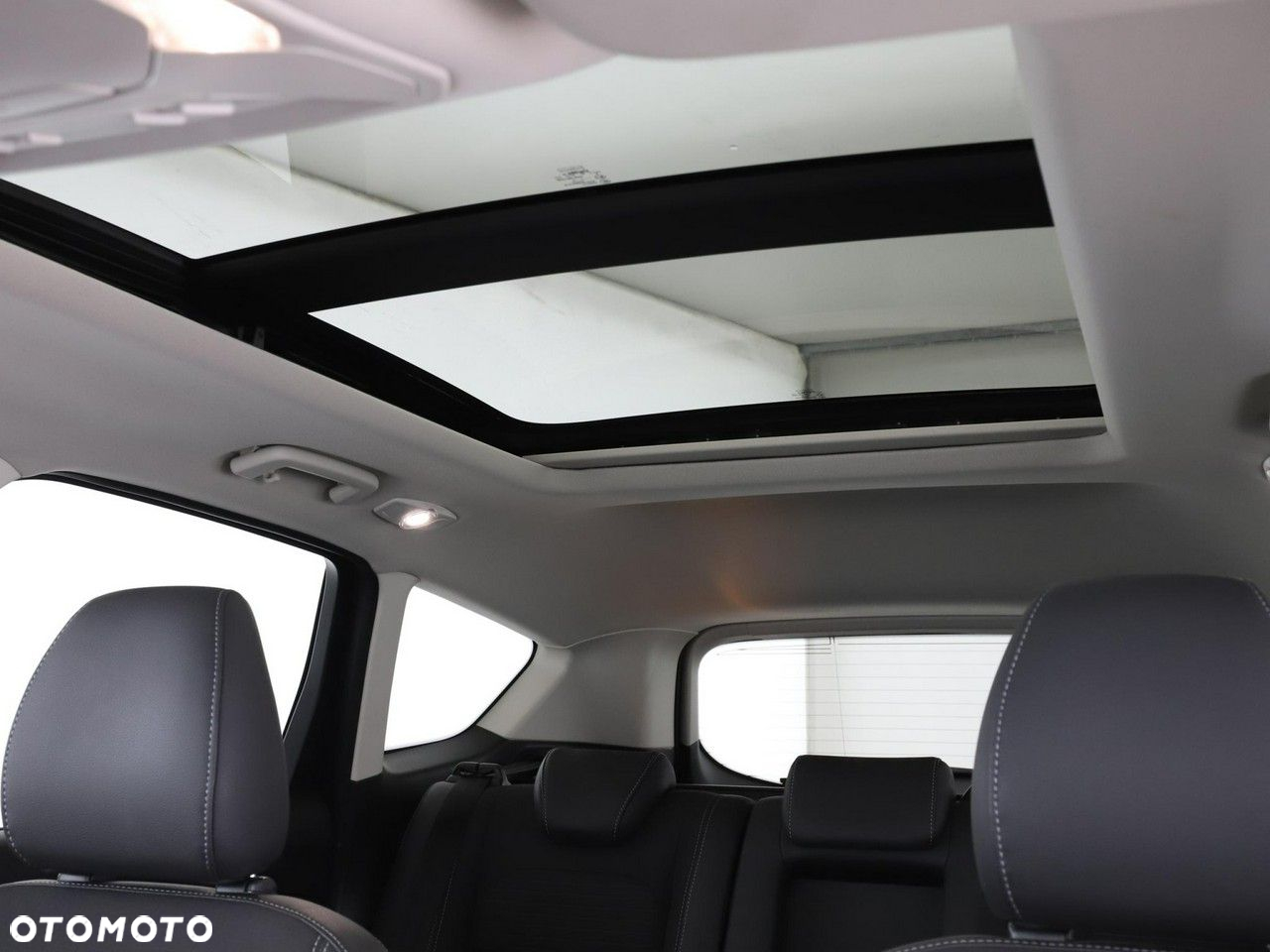 Ford Kuga - 38