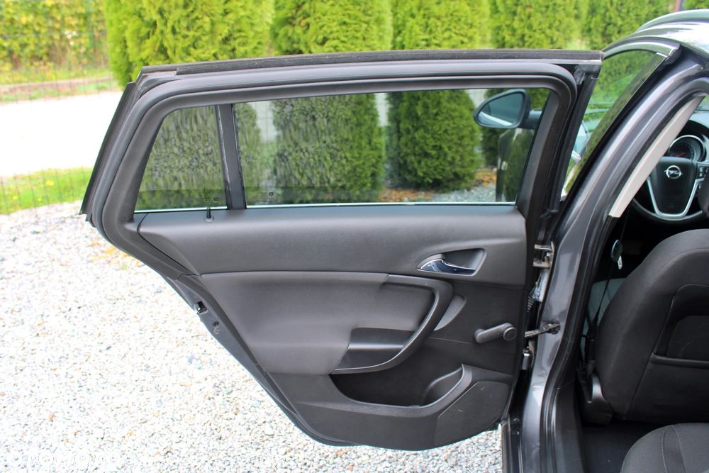 Opel Insignia 2.0 CDTI automatik Active - 26