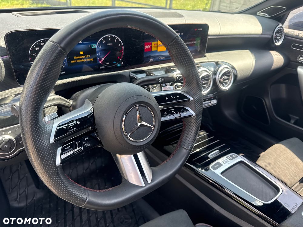 Mercedes-Benz Klasa A 200 AMG Line 7G-DCT - 8