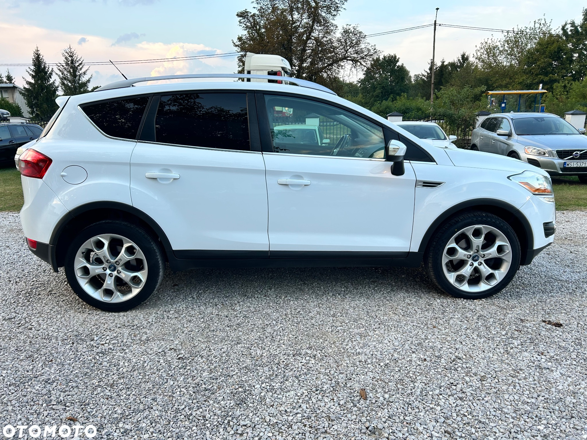 Ford Kuga 2.0 TDCi Titanium - 4