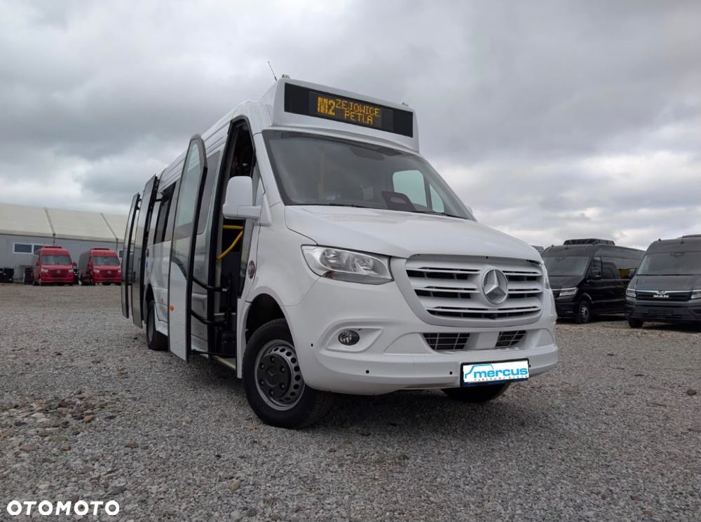 Mercedes-Benz Sprinter 519