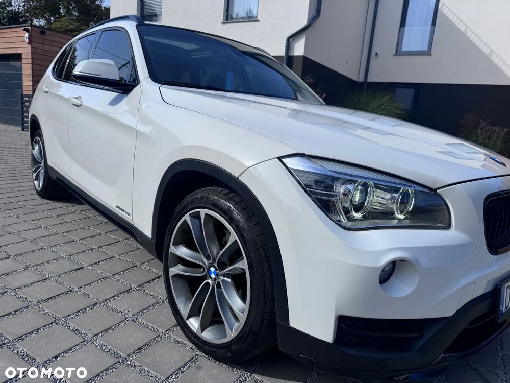 BMW X1 xDrive28i Sport Line - 2