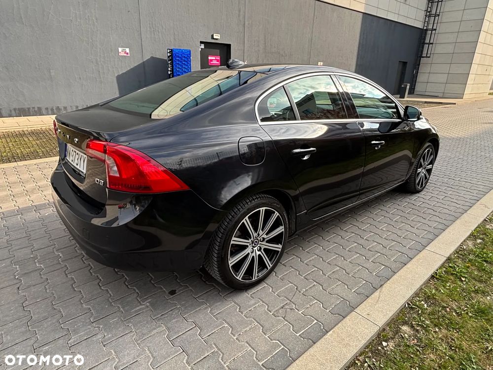 Volvo S60 D3 Momentum - 9
