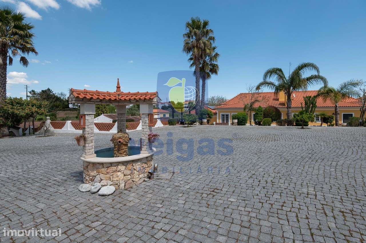 Quinta com 14.920m2 de terreno, 860m2 de área construída, 2 picadeiros - Grande imagem: 5/60