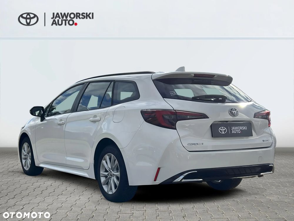 Toyota Corolla 1.8 Hybrid Comfort - 4