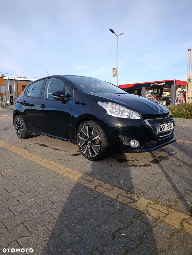 Peugeot 208 - 4