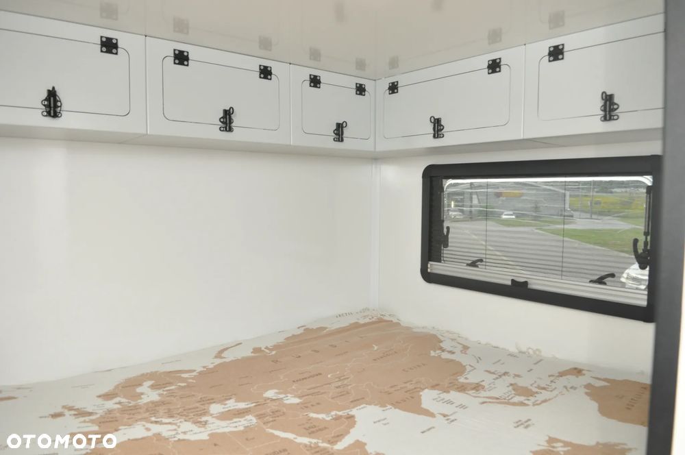 Mercedes-Benz Sprinter - 12