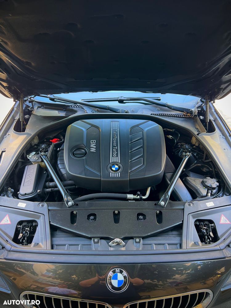 BMW Seria 5 518d - 23