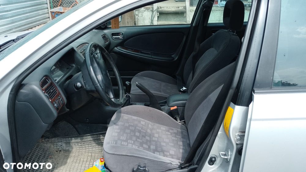 Tylko Części TOYOTA AVENSIS I T22 T220 FL 2.0 16V VVTI 1AZFSE 150KM 110kW kombi 00r–03r lakier 199 - 8